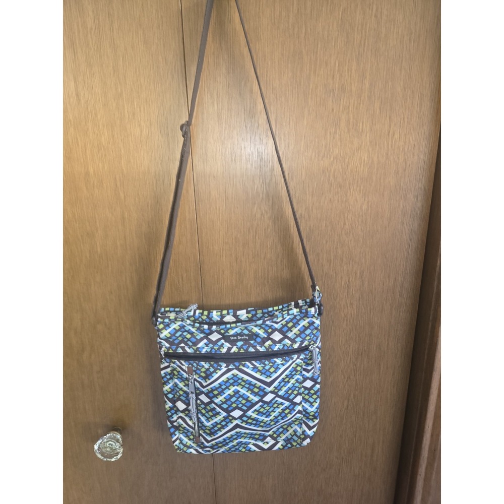 EUC-Vera Bradley Hipster/Crossbody Purse/Bag in Rainforest Pattern